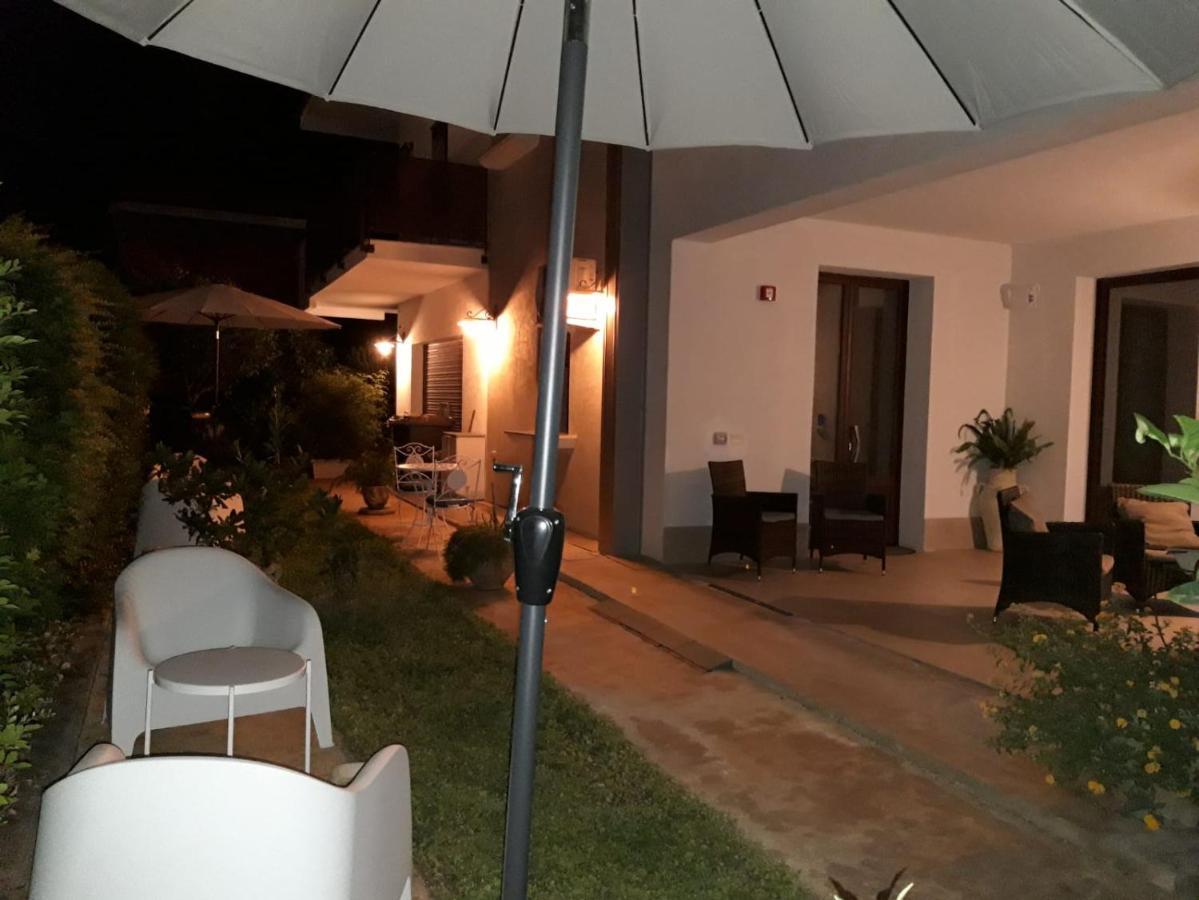 مبيت وإفطار Acqua E Sale أفولا المظهر الخارجي الصورة