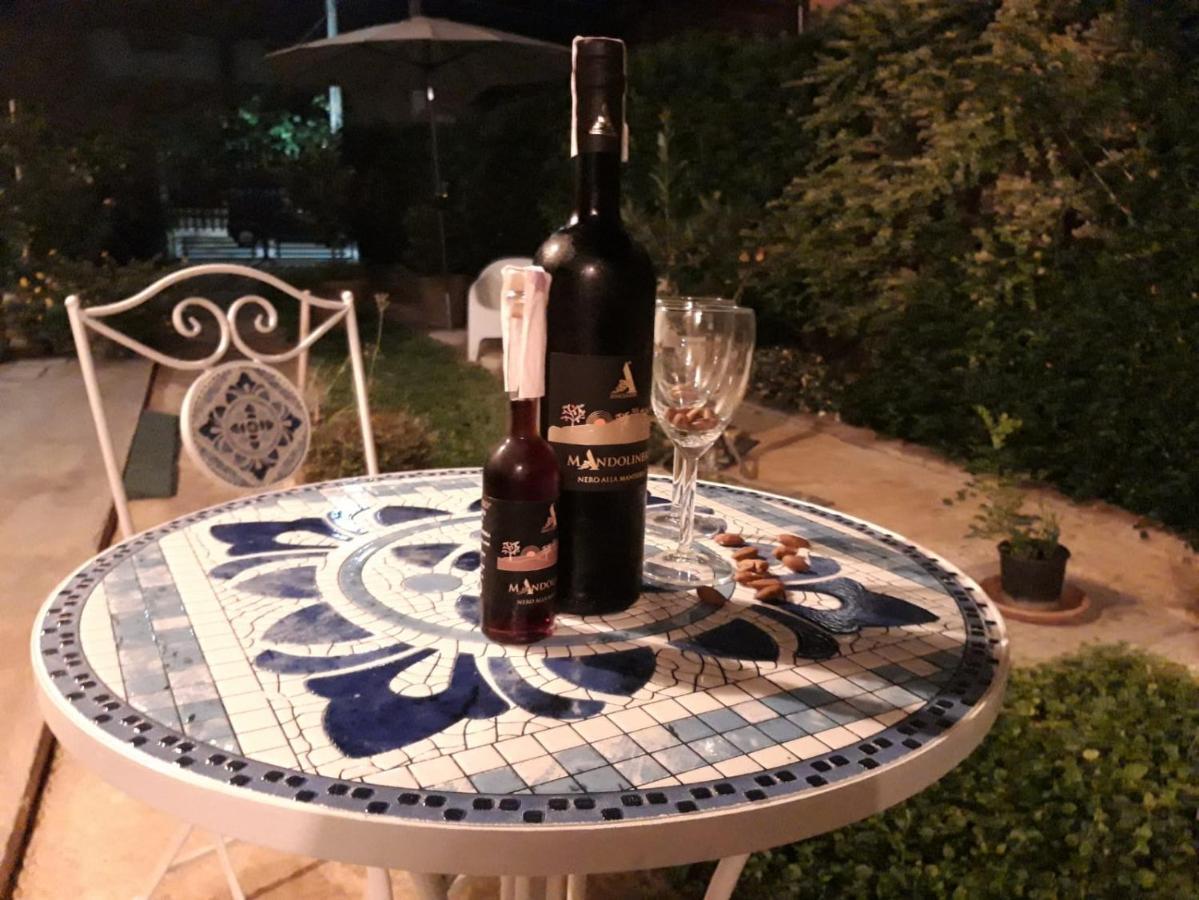 مبيت وإفطار Acqua E Sale أفولا المظهر الخارجي الصورة